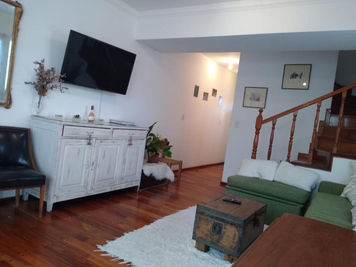 Homestay Olivos, En Simpatico Duplex